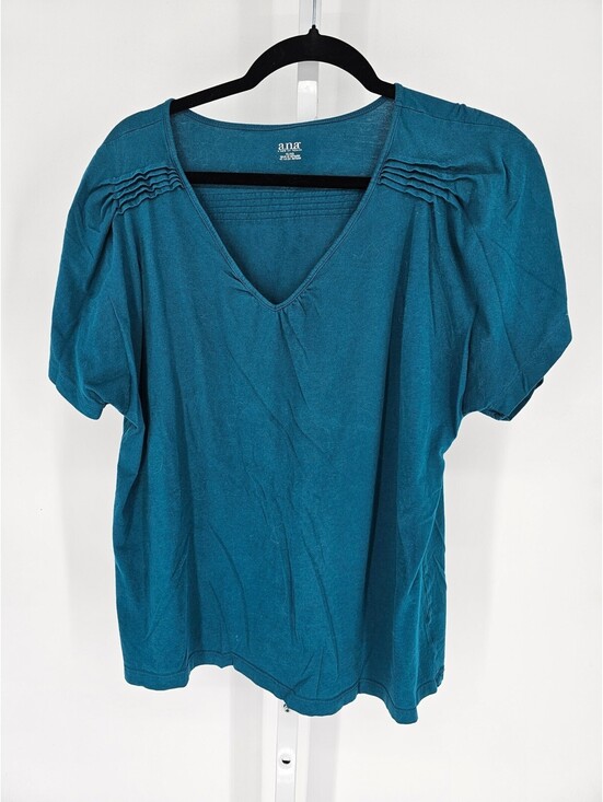 a.n.a. A New Approach Tops - ANA A New Apporach Womens Sz XL V Neck Short Bubble Sleeve Blouse Dark Blue